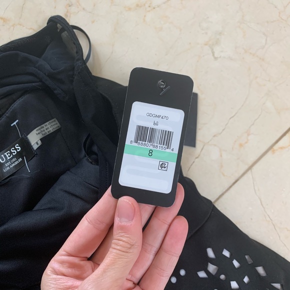 Guess NWT $165 Black/White Laser Cut Sz 8 Dress - Picture 4 of 6